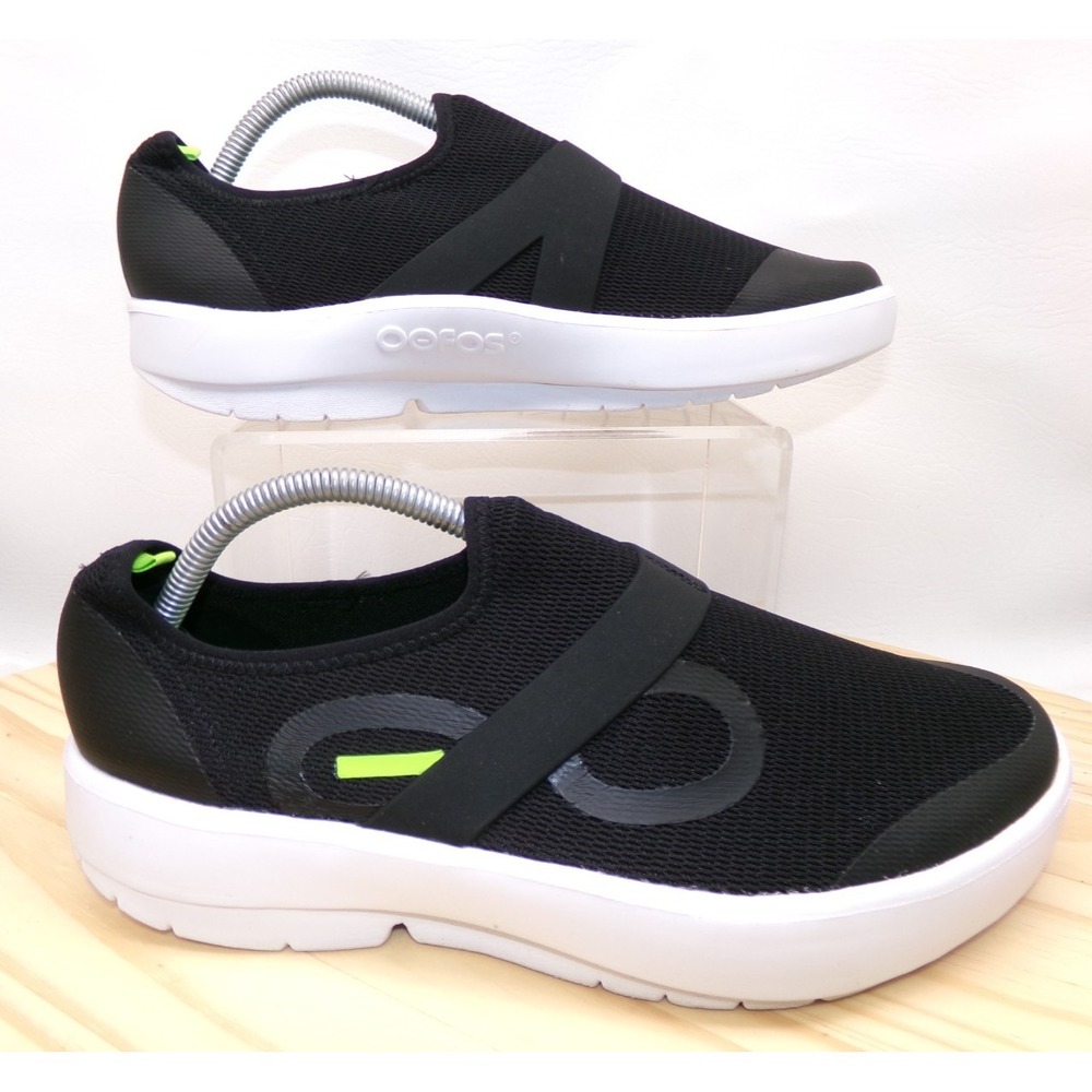 OOFOS OOmg EeZee Low Mens Size 10 Black Casual Walking Slip On Recovery Shoes